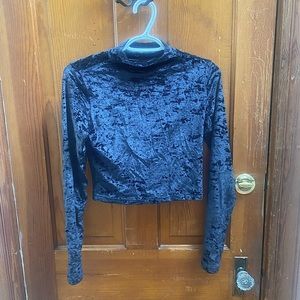 Limited Edition Lululemon top